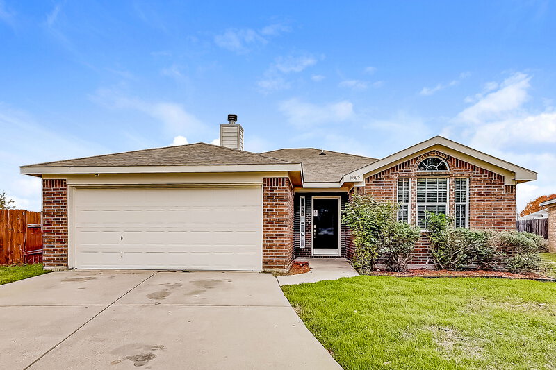 2,080/Mo, 10305 Buffalo Springs Ct Fort Worth, TX 76140 External View