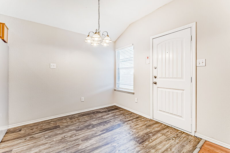 2,080/Mo, 10305 Buffalo Springs Ct Fort Worth, TX 76140 Dining Room View