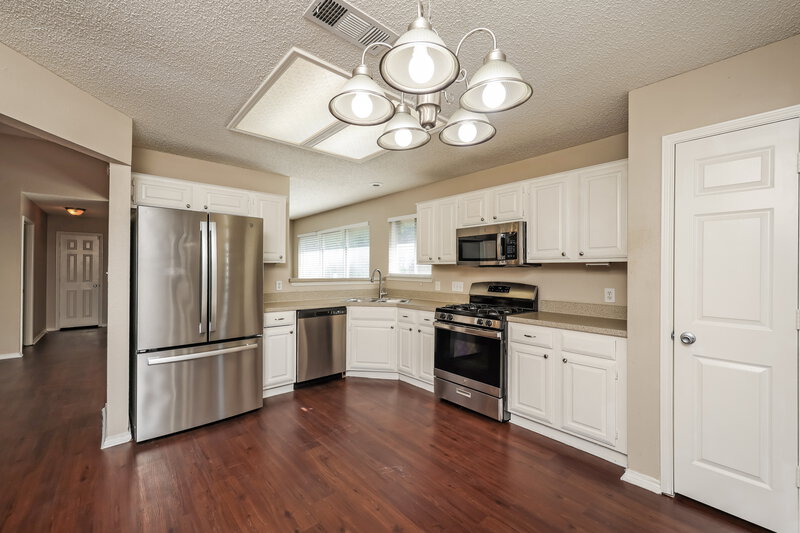 2,111/Mo, 1509 Finley St Cedar Hill, TX 75104 Dining Room View