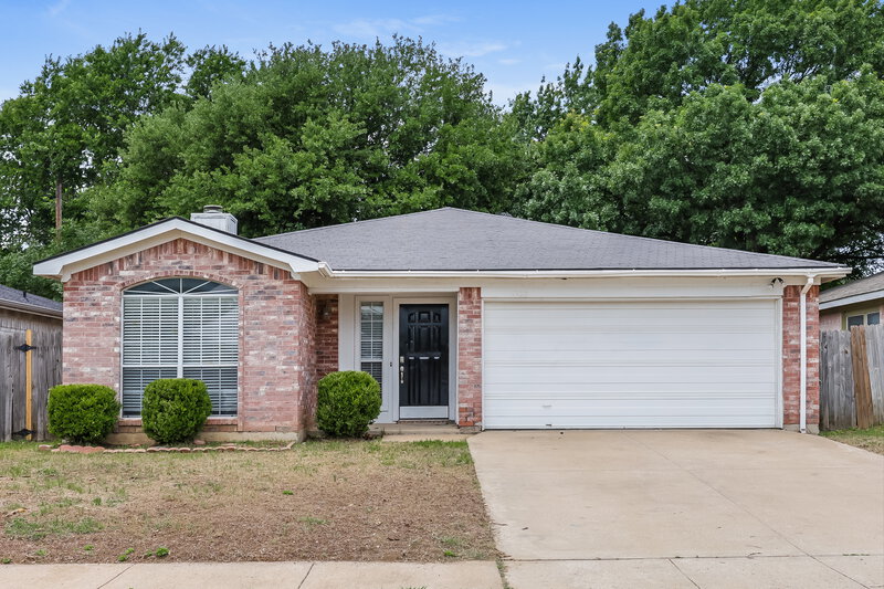 1,945/Mo, 7320 Laurelhill CT S Fort Worth, TX 76133 External View