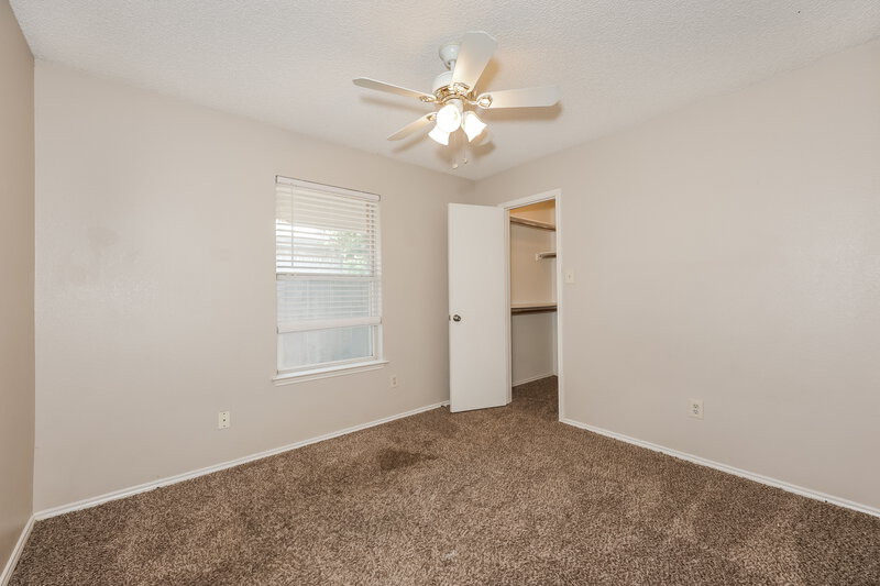 1,945/Mo, 7320 Laurelhill CT S Fort Worth, TX 76133 Bedroom View