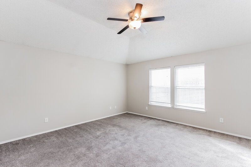 2,270/Mo, 5521 Hunters Bend Ln Dallas, TX 75249 Main Bedroom View