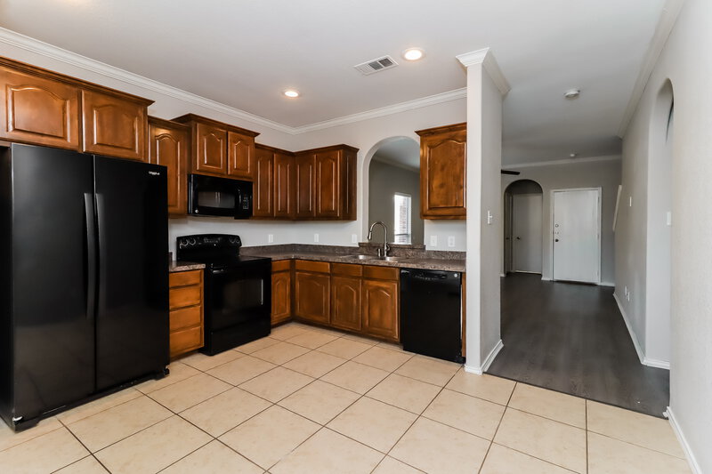 1,965/Mo, 1116 Kielder Circle Fort Worth, TX 76134 Kitchen View 3
