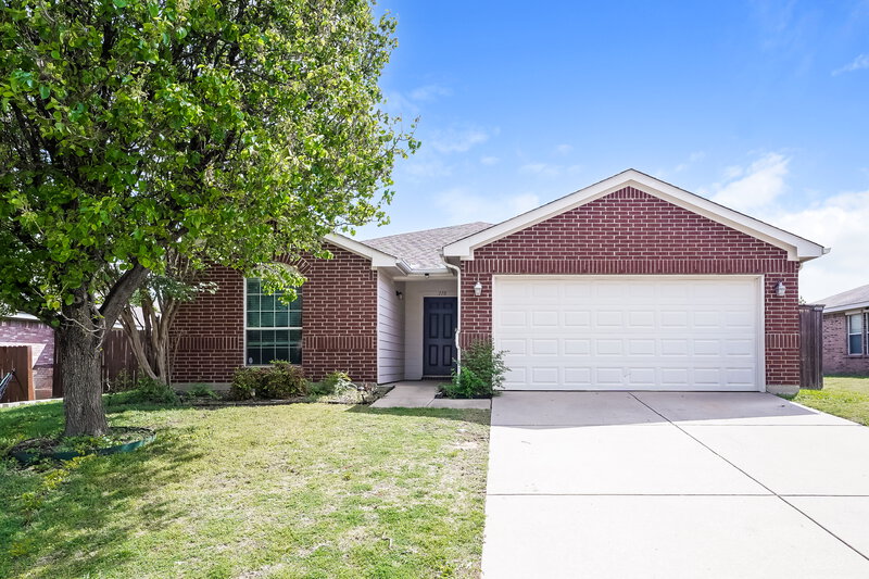 1,980/Mo, 110 Comanche Trail Krum, TX 76249 External View