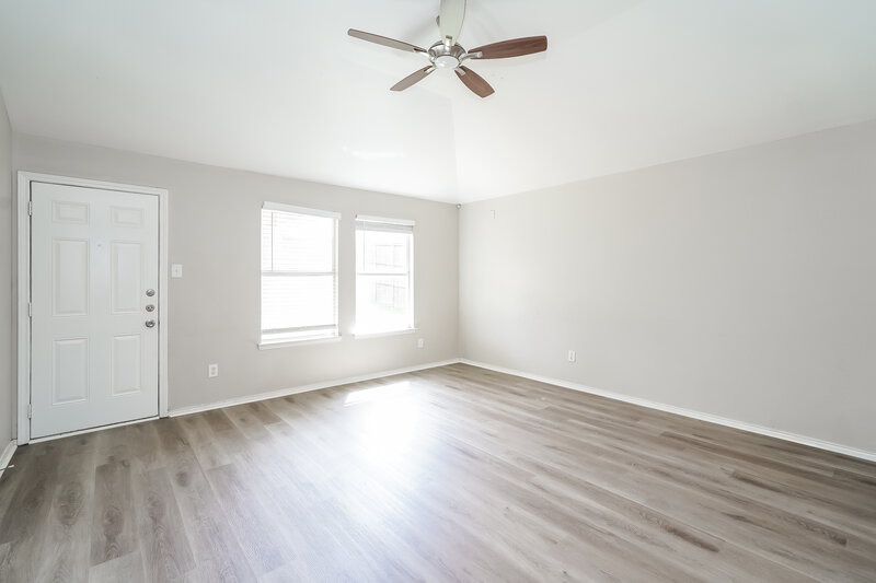 1,980/Mo, 110 Comanche Trail Krum, TX 76249 Living Room View 3