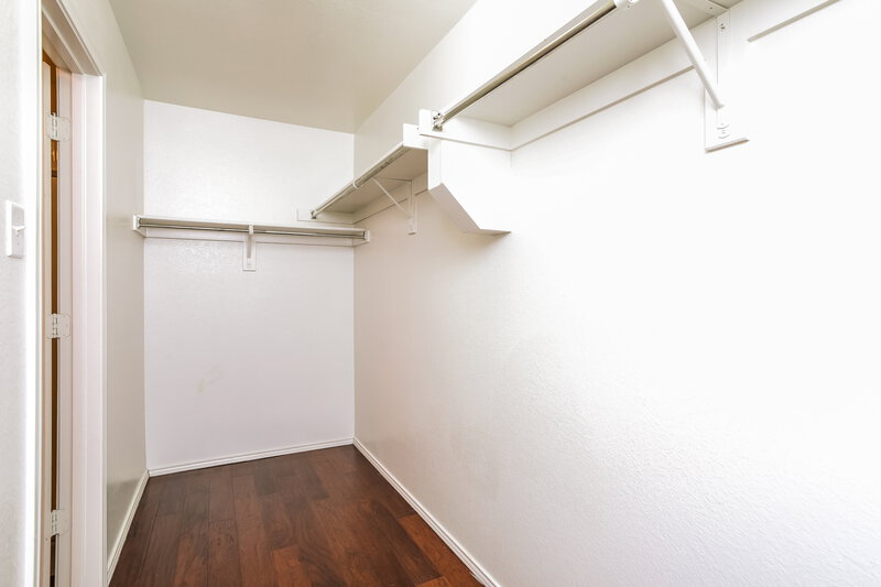 2,005/Mo, 110 Comanche Trail Krum, TX 76249 Amenities View