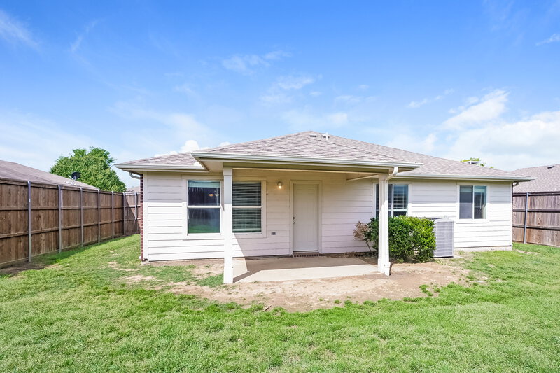 1,980/Mo, 110 Comanche Trail Krum, TX 76249 Rear View