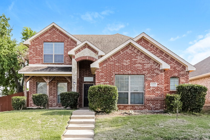 2,570/Mo, 127 Brook Hollow Lane Red Oak, TX 75154 External View