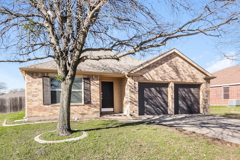 2,135/Mo, 1407 Alpine Drive Red Oak, TX 75154 Front View