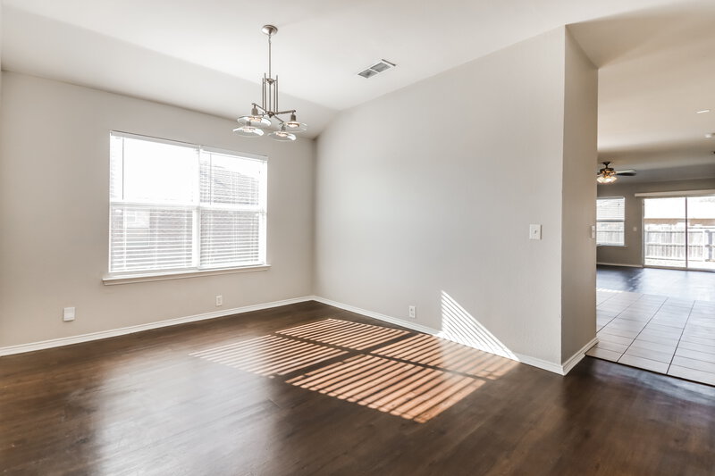 2,135/Mo, 1407 Alpine Drive Red Oak, TX 75154 Dining Room View