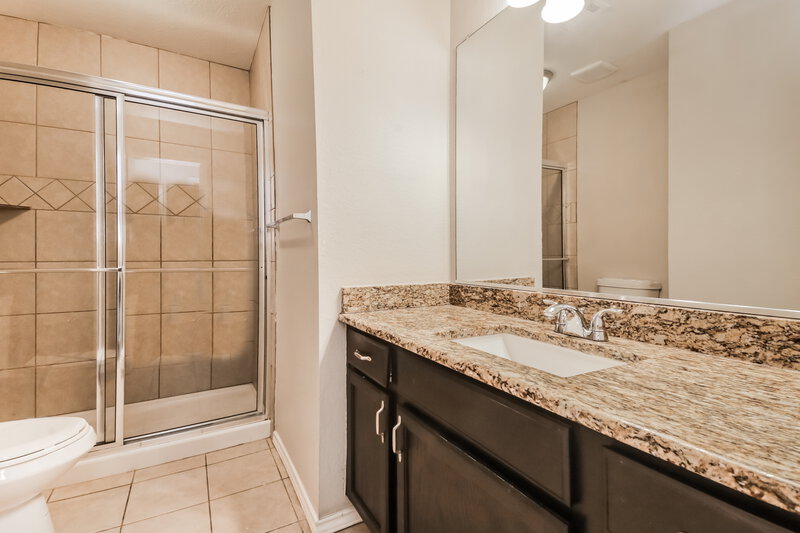 2,135/Mo, 1407 Alpine Drive Red Oak, TX 75154 Bathroom View