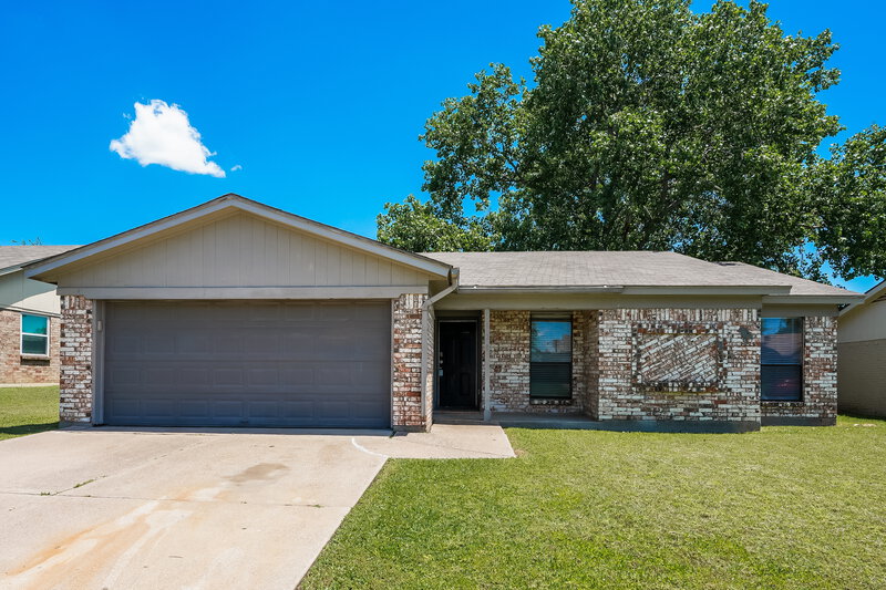 1,925/Mo, 7608 Meadowlark Ln N Watauga, TX 76148 External View