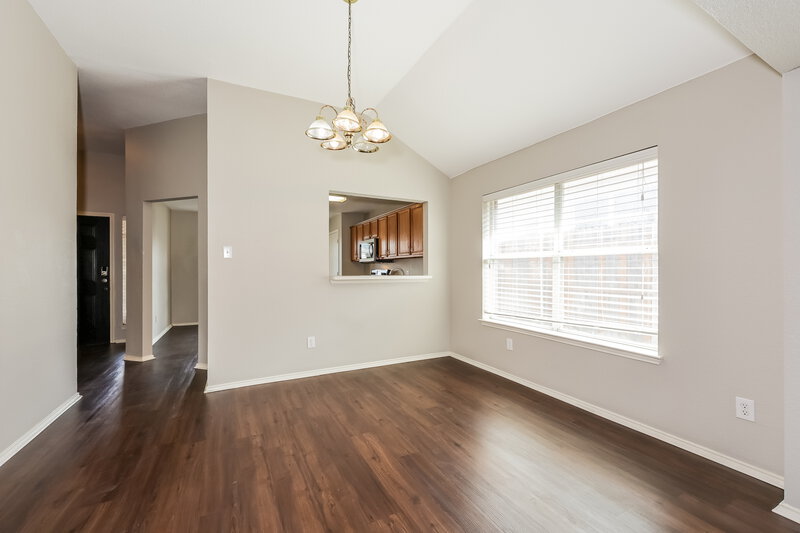 2,190/Mo, 209 Tulip Ln Cedar Hill, TX 75104 Dining Room View