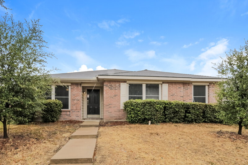 2,590/Mo, 2535 Saint Luke Lane Dallas, TX 75237 External View
