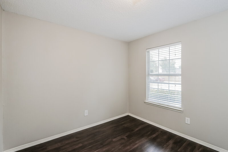 2,590/Mo, 2535 Saint Luke Lane Dallas, TX 75237 Bedroom View 2