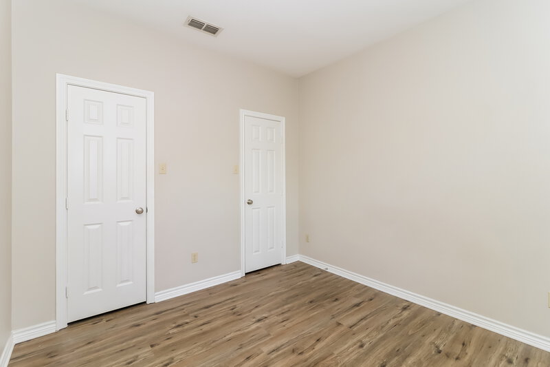 2,040/Mo, 1820 Alanbrooke Dr. Fort Worth, TX 76140 Bedroom View