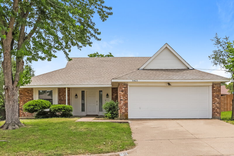 1,920/Mo, 6423 Woodstream Trl Fort Worth, TX 76133 External View