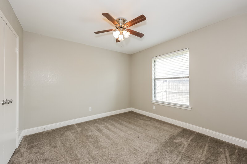 1,960/Mo, 7051 South Meadow Drive E Fort Worth, TX 76133 Bedroom View 2