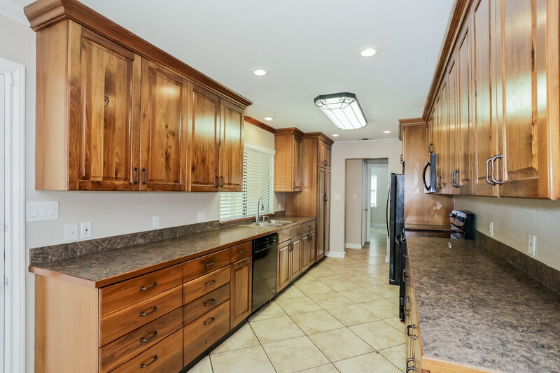 2,030/Mo, 445 Berkshire Dr Burleson, TX 76028 Kitchen View