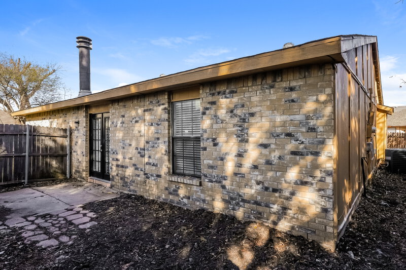 1,935/Mo, 3101 Galemeadow Dr Fort Worth, TX 76123 Rear View 2