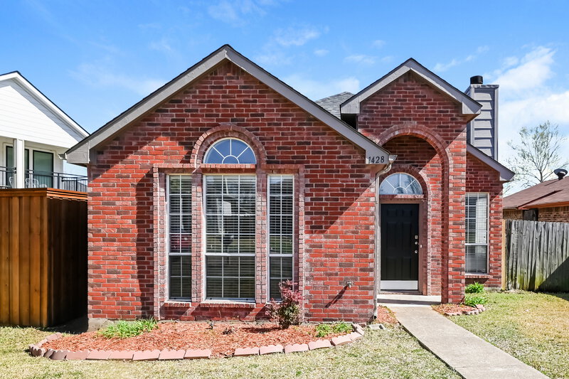 1,950/Mo, 1428 Savannah St Mesquite, TX 75149 External View