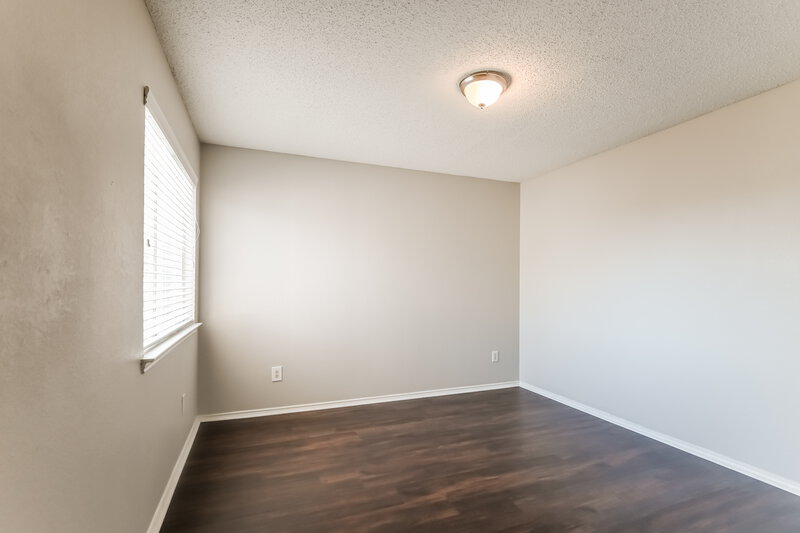 1,950/Mo, 1428 Savannah St Mesquite, TX 75149 Bedroom View 2