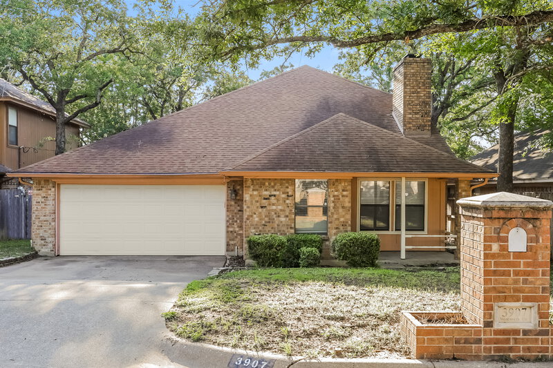 2,325/Mo, 3907 Wentworth Drive Arlington, TX 76001 External View