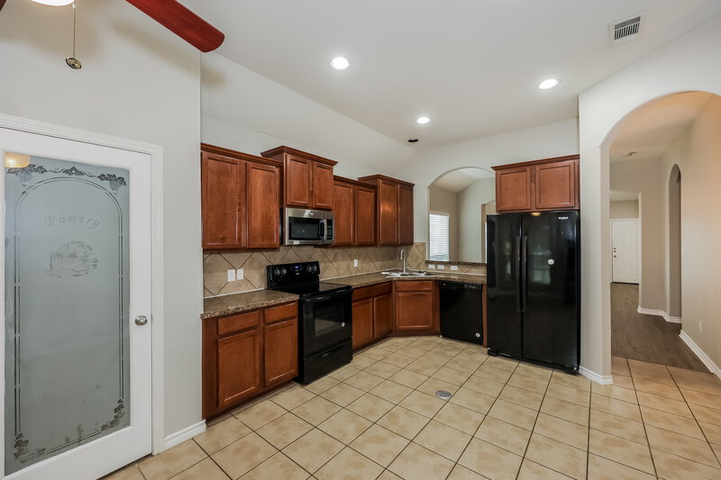 2,110/Mo, 1428 Park Crest Drive Crowley, TX 76036 Kitchen View 2
