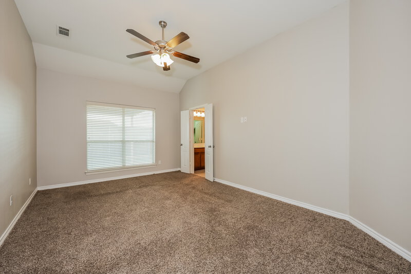 2,110/Mo, 1428 Park Crest Drive Crowley, TX 76036 Main Bedroom View