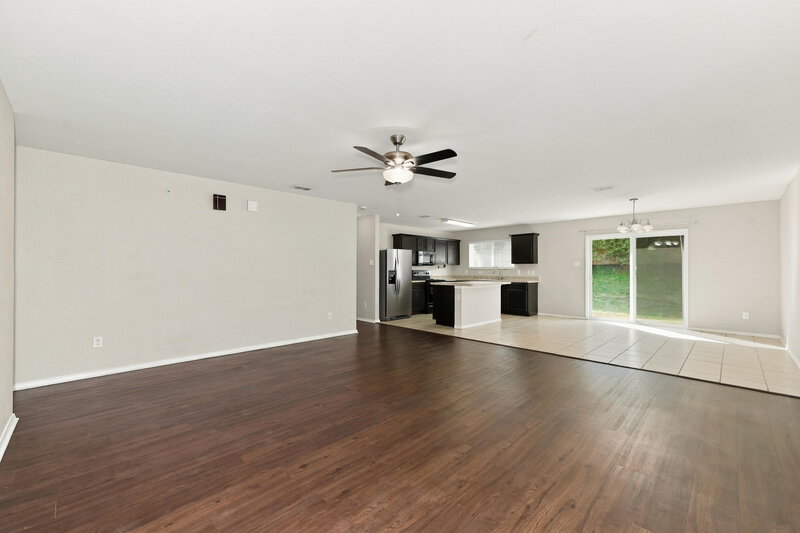 2,105/Mo, 3132 Middleview Road Fort Worth, TX 76108 Living Room View 2
