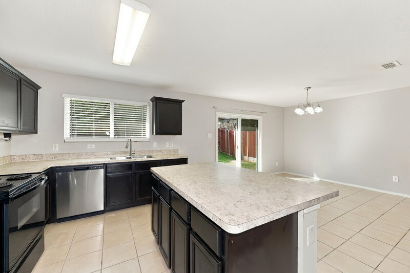 2,105/Mo, 3132 Middleview Road Fort Worth, TX 76108 Kitchen View
