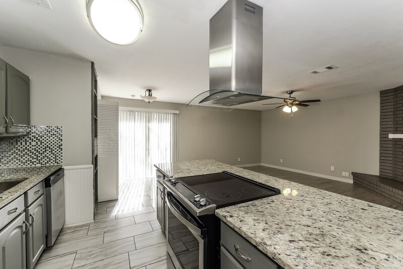 2,145/Mo, 1625 Clark Trl Grand Prairie, TX 75052 Kitchen View