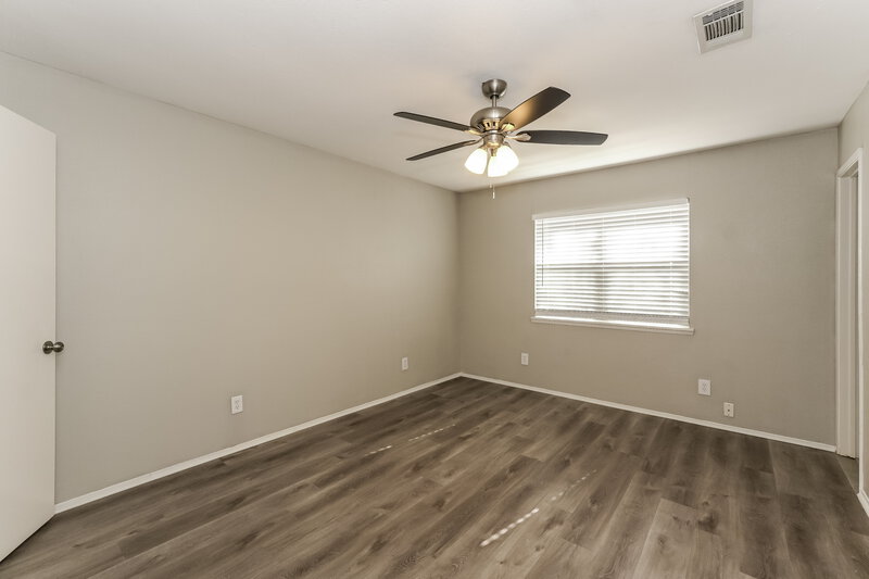 2,145/Mo, 1625 Clark Trl Grand Prairie, TX 75052 Main Bedroom View
