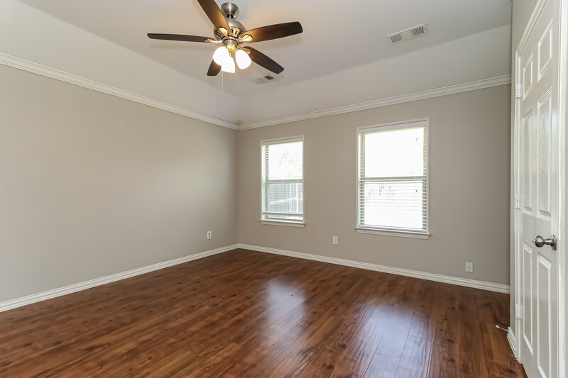 2,495/Mo, 319 W Little Creek Road Cedar Hill, TX 75104 Main Bathroom View