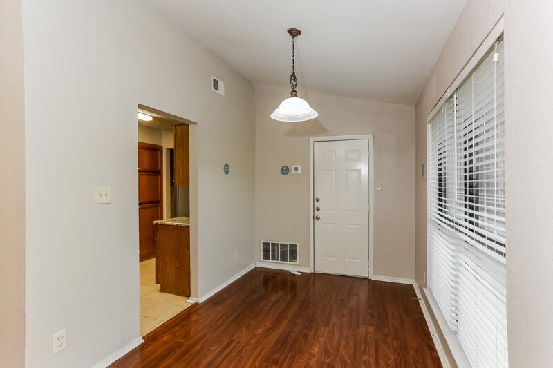 1,685/Mo, 1144 Hemlock Dr Desoto, TX 75115 Dining Room View
