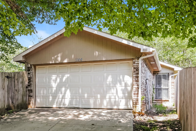 1,685/Mo, 1144 Hemlock Dr Desoto, TX 75115 Rear View 2