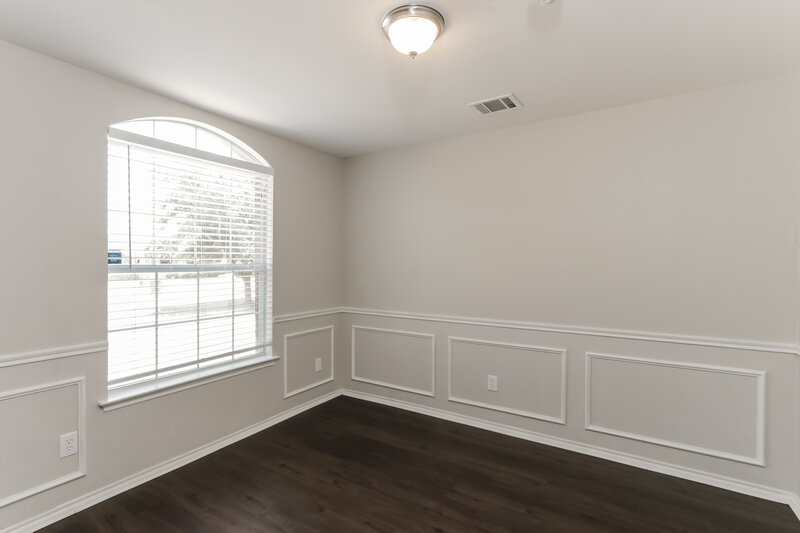2,025/Mo, 302 Shadow Bend Circle Red Oak, TX 75154 Bedroom View