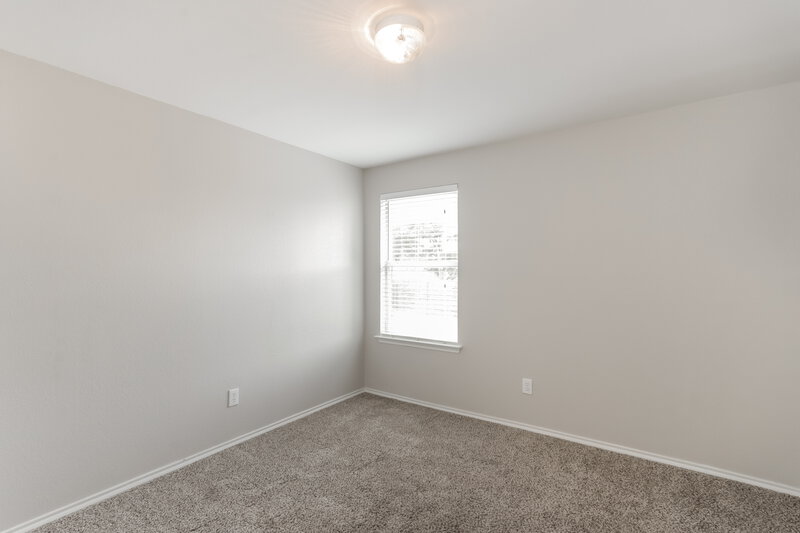 2,025/Mo, 302 Shadow Bend Circle Red Oak, TX 75154 Bedroom View 3