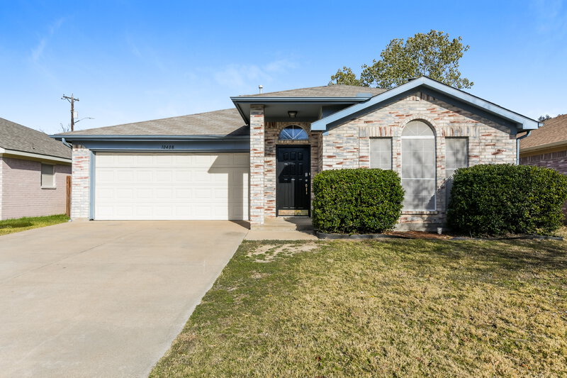 1,850/Mo, 10408 Morning Dew St Fort Worth, TX 76108 External View