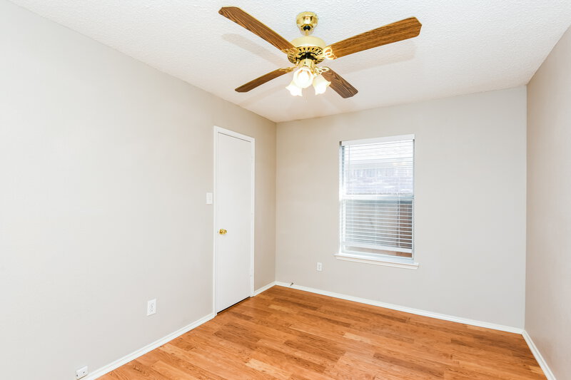 1,850/Mo, 10408 Morning Dew St Fort Worth, TX 76108 Bedroom View