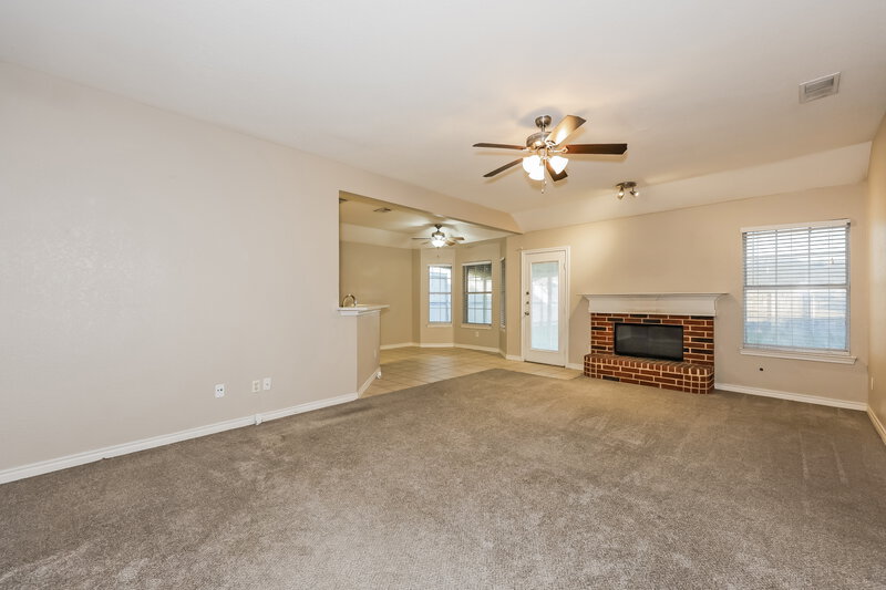 1,990/Mo, 1232 Clay Ln Seagoville, TX 75159 Living Room View 2