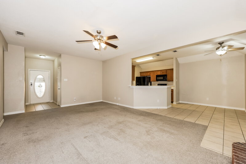 1,990/Mo, 1232 Clay Ln Seagoville, TX 75159 Living Room View 3