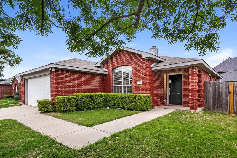 2,020/Mo, 4901 Fox Ridge McKinney, TX 75071 Front View