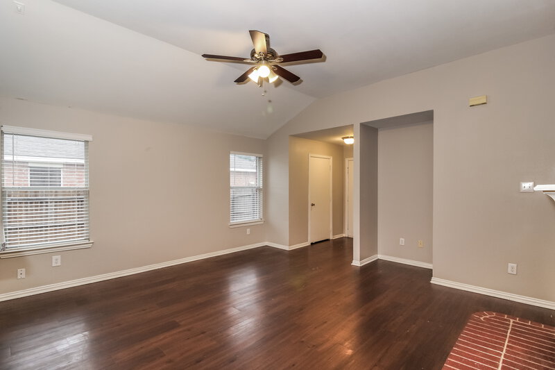 2,020/Mo, 4901 Fox Ridge McKinney, TX 75071 Main Bedroom View