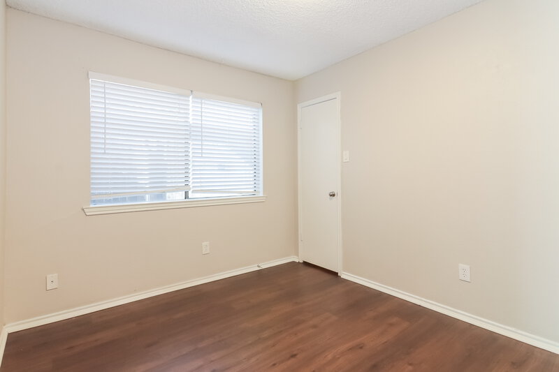 2,015/Mo, 1141 Paintbrush St Mesquite, TX 75149 Bedroom View 2