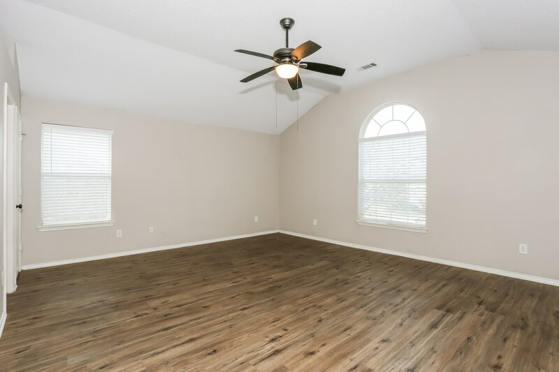 2,025/Mo, 401 Meadow St. Saginaw, TX 76179 Main Bedroom View