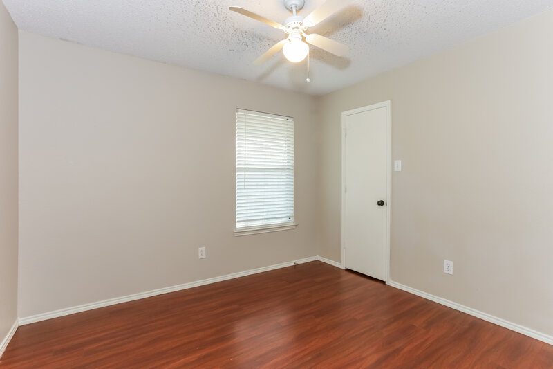 2,025/Mo, 401 Meadow St. Saginaw, TX 76179 Bedroom View 2