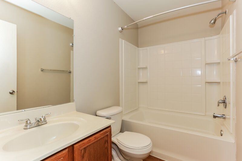 1,720/Mo, 1128 Junegrass Lane Crowley, TX 76036 Bathroom View 2