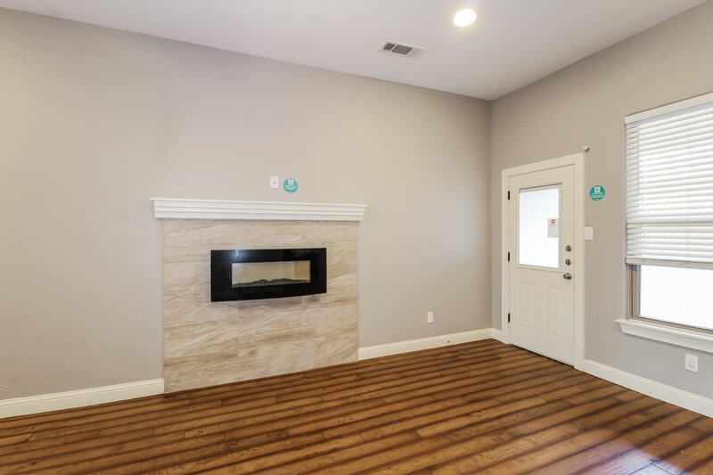 2,235/Mo, 1219 Saturn Drive Cedar Hill, TX 75104 Living Room View