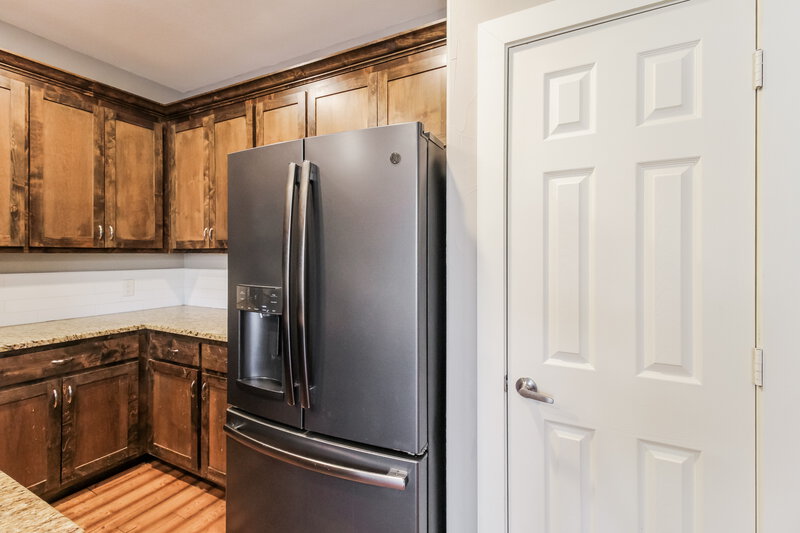 2,235/Mo, 1219 Saturn Drive Cedar Hill, TX 75104 Kitchen View